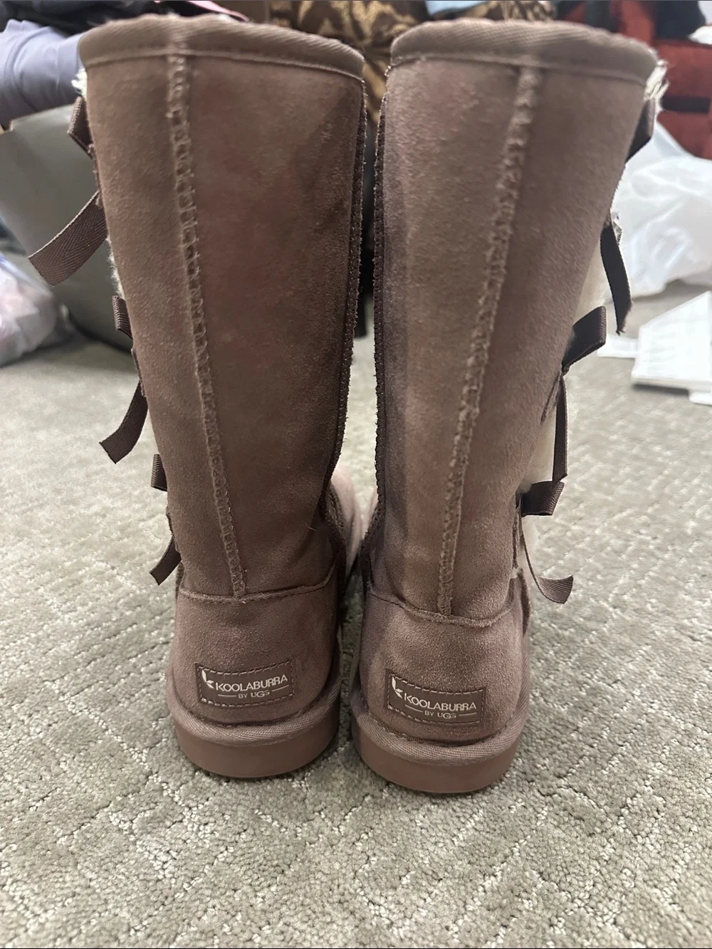 Koolaburra Kids purple mauve Suede Boots with Cream Shearling Trim and bows sz 3